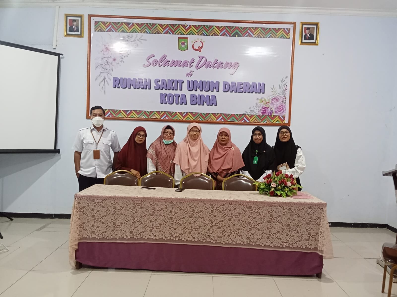 Praktek Keparawatan Dasar santri SMK Kesehatan di RSUD Kota Bima
